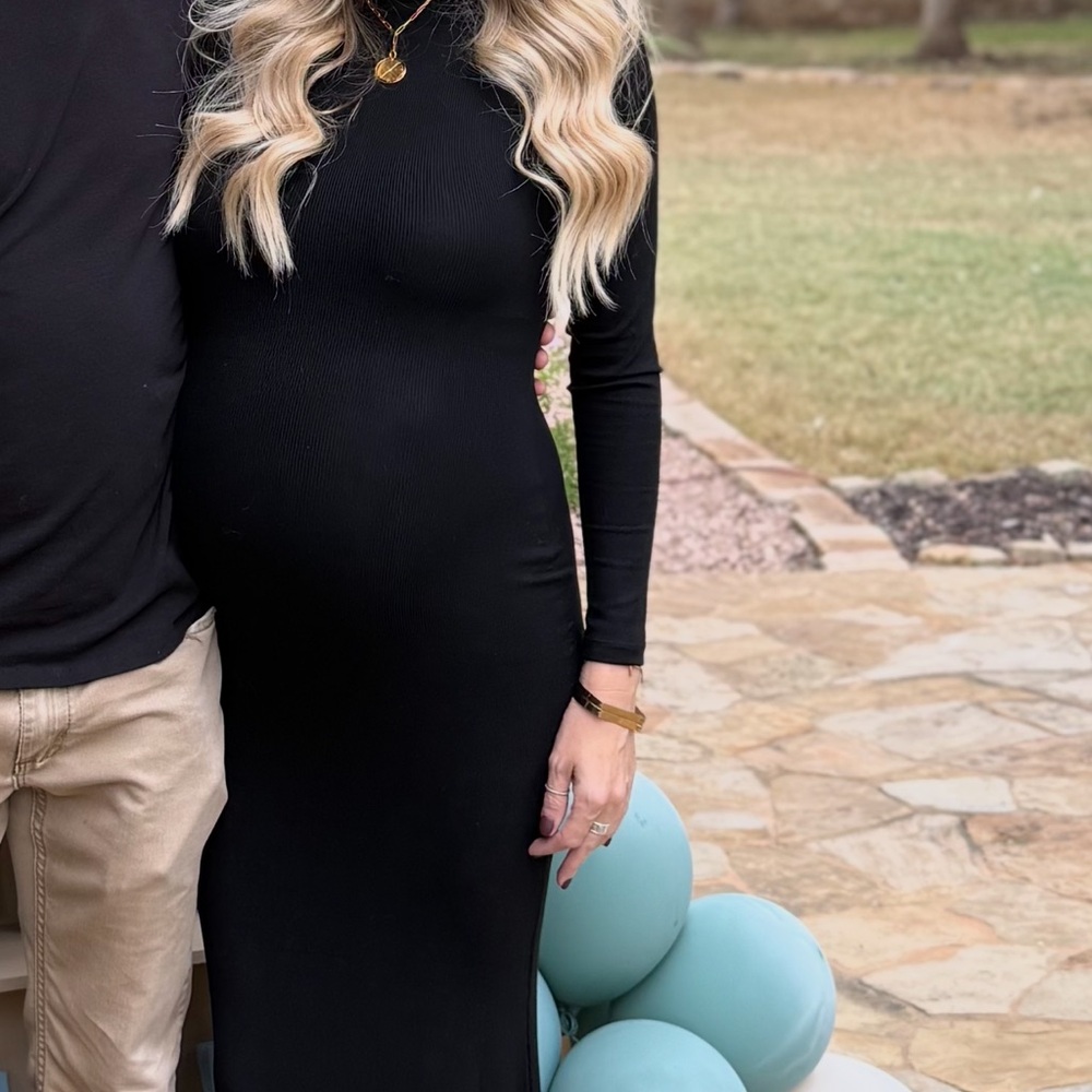 Maternity long sleeve black dress